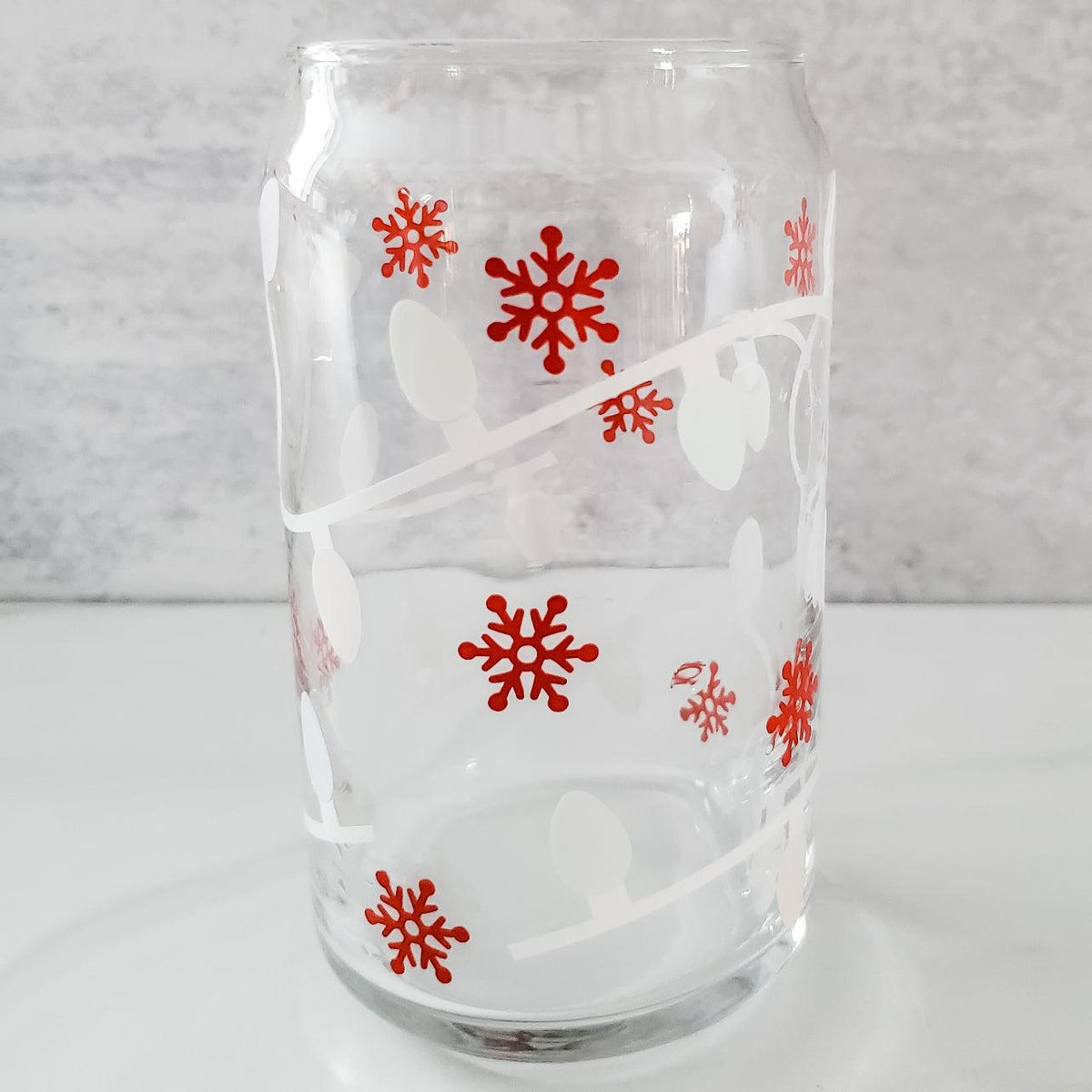 http://shopsaltandsparkle.com/cdn/shop/products/Color-Changing-Christmas-Lights-Glass-Cup-Gift-2_1200x1200.jpg?v=1669858774