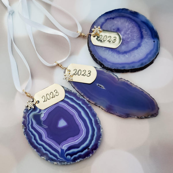 Agate Slice Ornament with 2023 Tag Salt and Sparkle