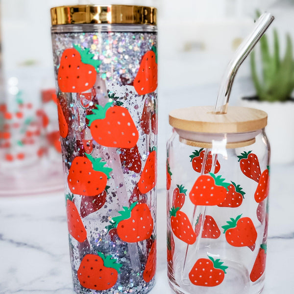 Strawberry Summer Glass Iced Coffee Cup - Strawberry Snow Globe Tumbler - Strawberry Beer Can Glass with Bamboo Lid - Summer Drink Tumbler