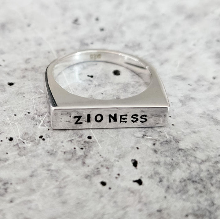 Zioness Flat Top Ring Salt and Sparkle